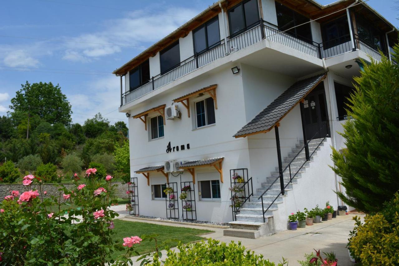 Hotel Aroma Пермет Екстер'єр фото
