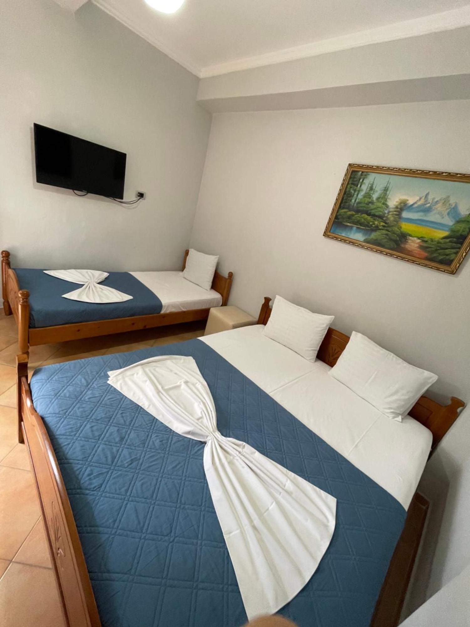 Hotel Aroma Пермет Екстер'єр фото