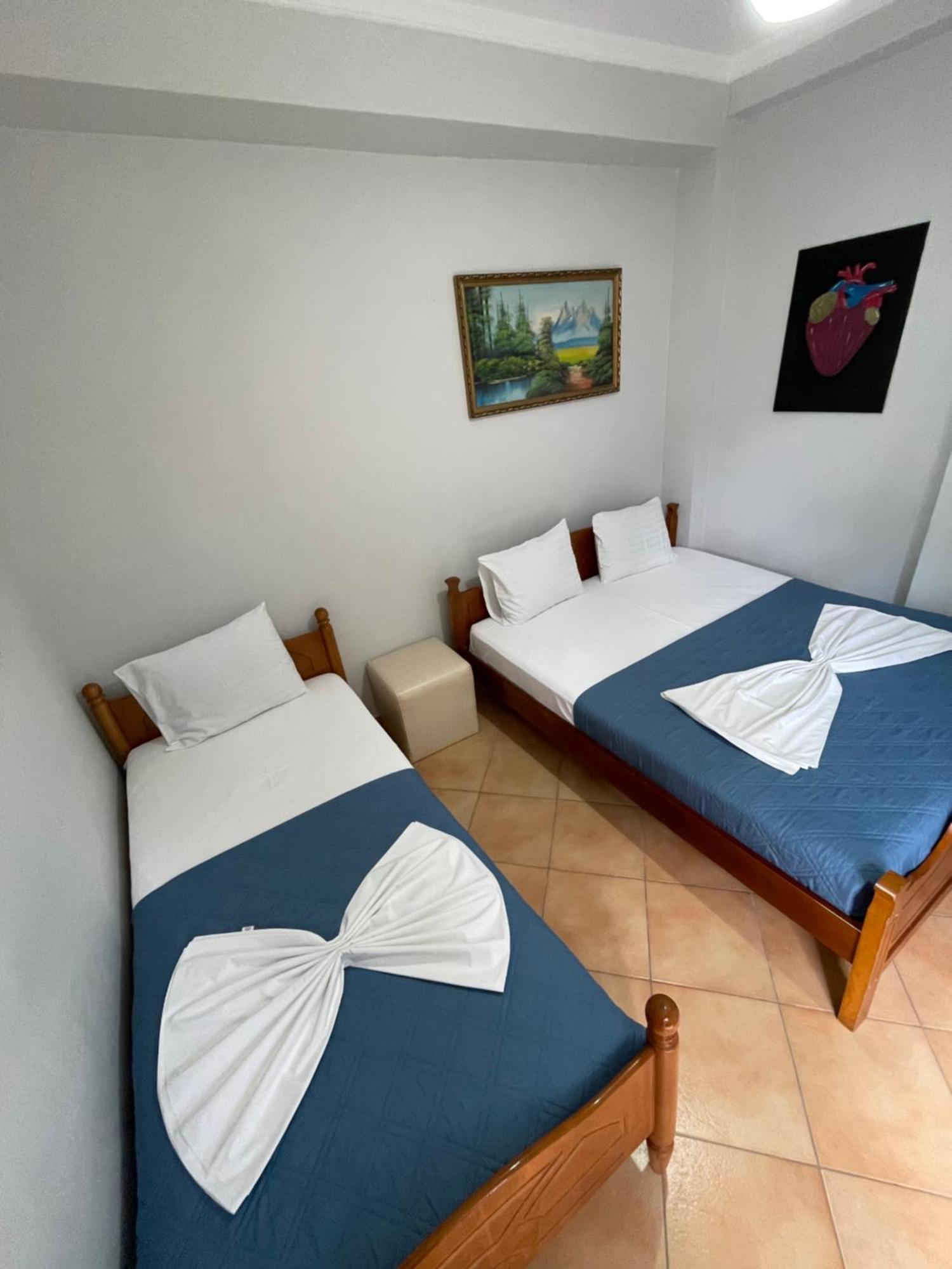 Hotel Aroma Пермет Екстер'єр фото